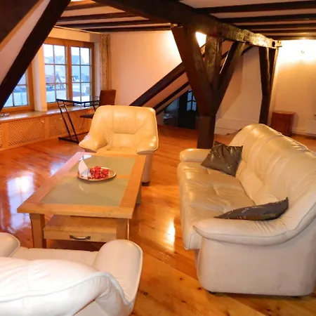 Holiday Apartment *